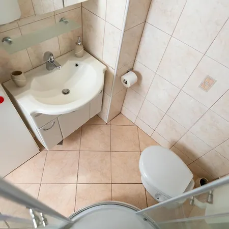 Apartma Velesa *